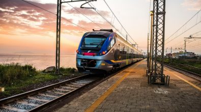 Il treno fischia e se ne va, ancora proteste per la mancata fermata a Vibo Marina