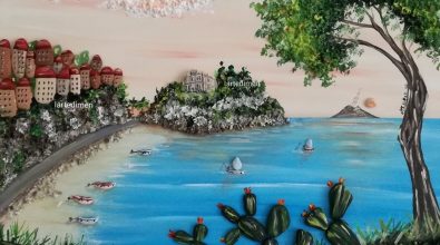 Tra sassi colorati e panorami, a Tropea la mostra sull’arte delle pietre di Meri Valenti