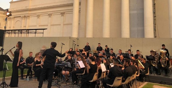 Zaccanopoli, stasera concerto dell’Orchestra di Fiati Tirrenium