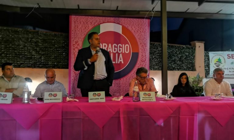 Regionali: Toti a Serra San Bruno incontra i candidati di “Coraggio Italia”