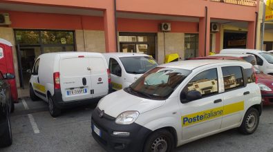 Vibo, crolla pezzo di intonaco dal soffitto del centro di smistamento di Poste Italiane