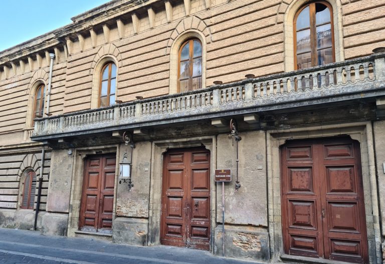 Vibo Valentia, Palazzo Gagliardi-De Riso sempre inagibile: offesa che dura da 24 anni