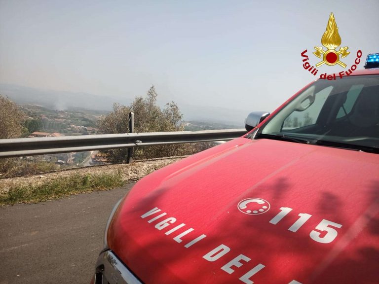 In fiamme un elicottero di Calabria Verde: fermato un trentenne
