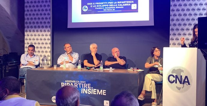 A Pizzo Cna a congresso con i 4 candidati. Ma a lungo è stato un “duello” a due