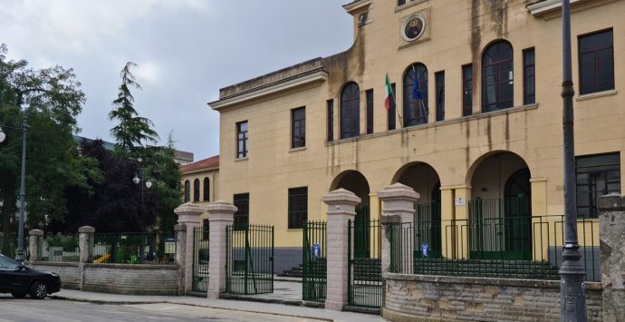 Sopralluogo alla Don Bosco-Garibaldi di Vibo, il Cgr: «I dubbi permangono»