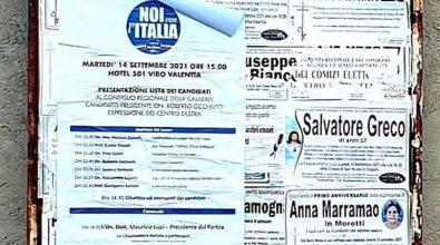 A Vibo Marina la propaganda elettorale copre anche i necrologi