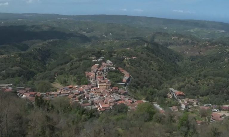 Festa della Madonna della montagna, a Capistrano la fusione dell’oro votivo