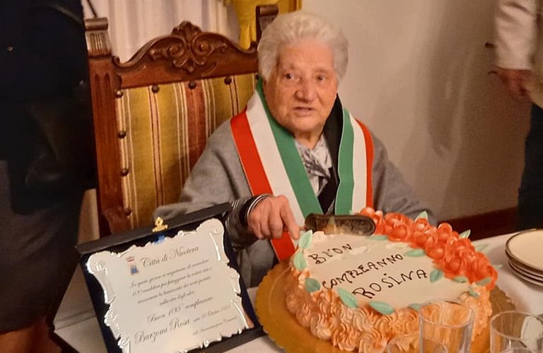 Nicotera festeggia nonna Rosina per i suoi cento anni