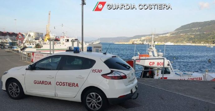 La Guardia costiera di Vibo sanziona due pescherie e sequestra il pescato