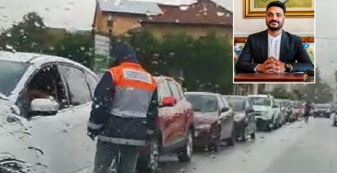 Serra, il sindaco spegne le polemiche sul drive-in: «Verso la zona rossa»