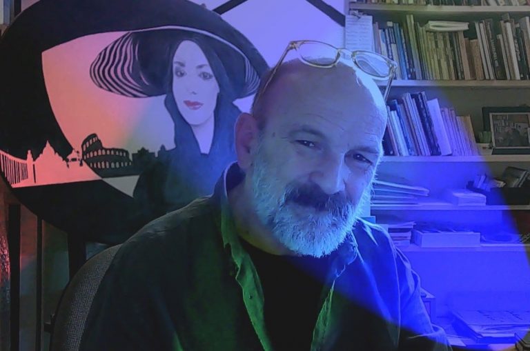 Giulio Pettinato, l’artista vibonese che “gioca” con la LightArt
