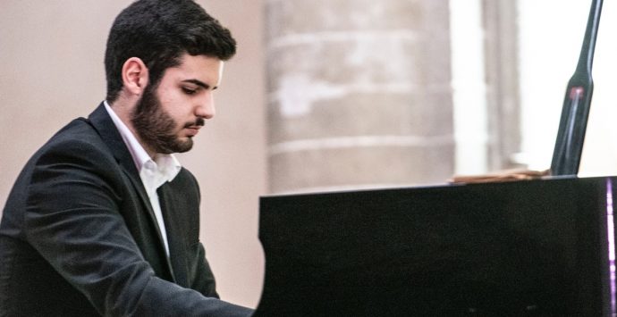 Filadelfia, all’auditorium il recital del pianista Eugenio Aiello