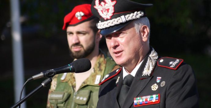 Il Comandante della Legione Carabinieri Calabria in visita allo Squadrone eliportato