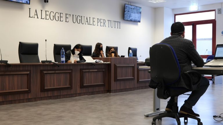 Il maxiprocesso Rinascita Scott diventa una tesi di laurea: citato il format di LaC – Video