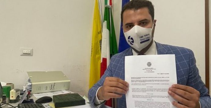 Capistrano, il sindaco firma la convenzione per terminare i lavori nelle zone alluvionate