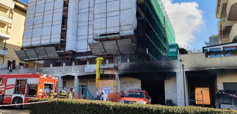 Incendio a Vibo alla Santo Lico srl, si fa la conta dei danni