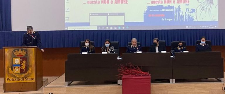 Alla Scuola di Polizia di Vibo celebrata la Giornata contro la violenza sulle donne – Video