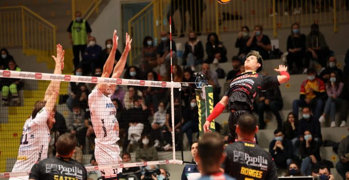 Volley Superlega, la Tonno Callipo perde al PalaMaiata: Milano vince 3 a 0