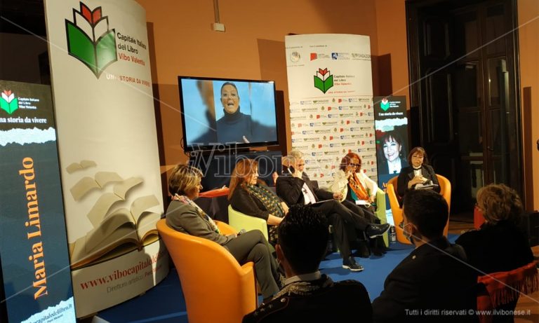 A Vibo la presentazione di “Donne che fanno la differenza” con Lella Golfo -Video