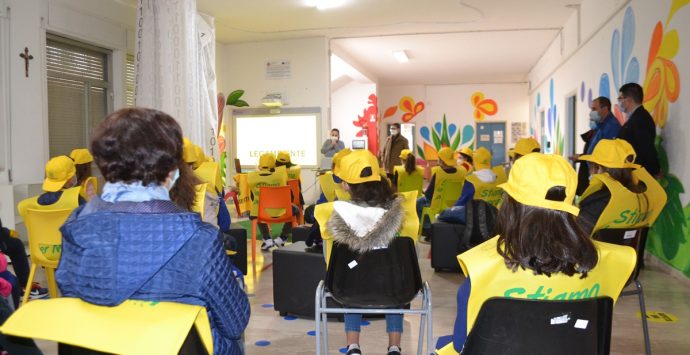 “Puliamo il mondo”, a Rombiolo studenti in campo insieme a Legambiente