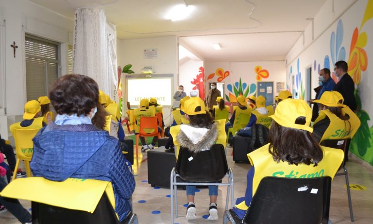 “Puliamo il mondo”, a Rombiolo studenti in campo insieme a Legambiente