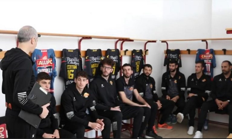 La Tonno Callipo Volley scende in campo per dire stop alla violenza -Video