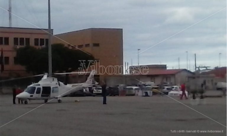 Incidente sul lavoro a San Pietro di Longobardi: operaio precipita dal tetto, è grave