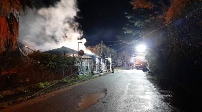 Incendio sul lungomare di Joppolo, in fiamme un ristorante