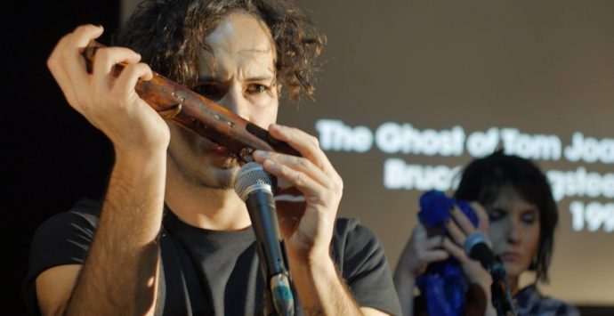 Pizzo, lo storico museo della Tonnara diventa un teatro con i “Buoni a Corte” -Video