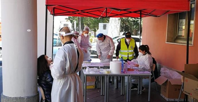 Covid, sospese le attività didattiche in presenza nelle scuole di Mileto