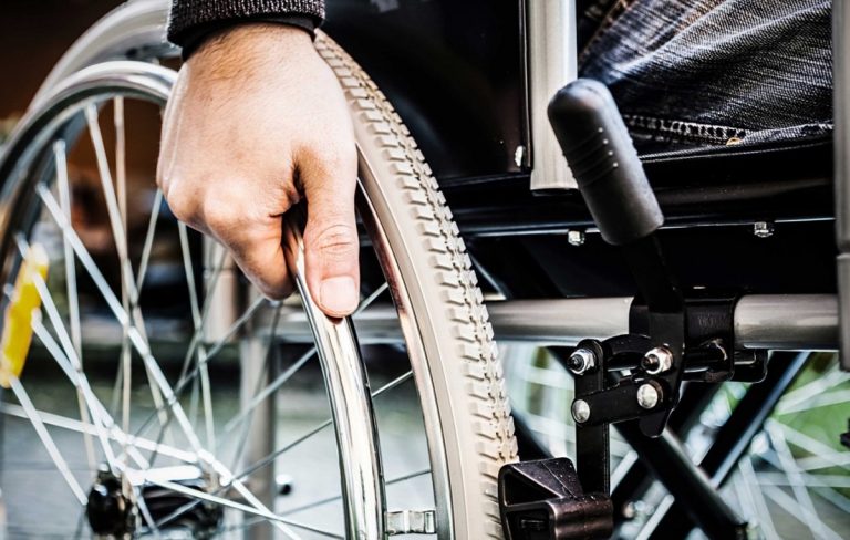 Disabilità grave, nel Vibonese parte l’assistenza domiciliare: ecco chi può fare domanda