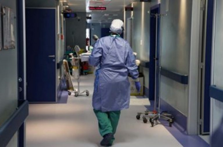 Ospedale di Vibo, carenza di personale: l’Asp continua a indire gare per reclutare medici