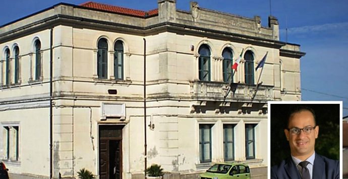 Comune di Cessaniti: insediati i commissari prefettizi dopo le dimissioni del sindaco