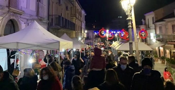 Nicotera, successo per la prima serata dei Mercatini di Natale