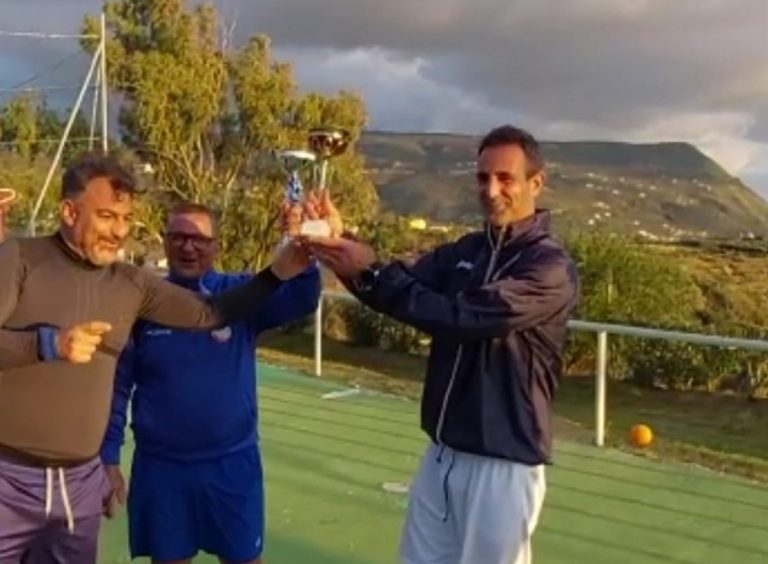 Capo Vaticano, si è concluso il primo torneo di padel: vince la coppia Caccamo-Francolino