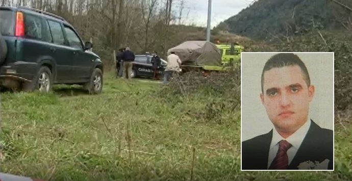 Omicidio Giurlanda, dopo 17 anni si apre uno spiraglio sulla verità. La madre del ragazzo: «Me l’hanno rubato, ucciso e bruciato. Ora chi sa parli»