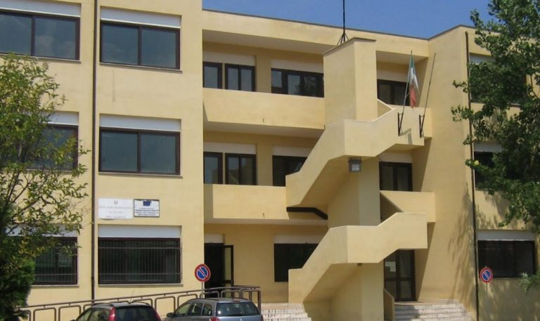 Messa in sicurezza delle scuole, al via i lavori all’Istituto industriale di Vibo