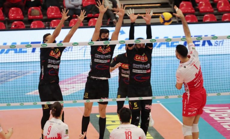 Volley, Piacenza stoppa la voglia di riscatto della Tonno Callipo