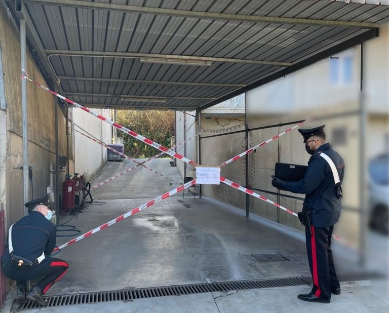 Autolavaggio operava nel Vibonese senza autorizzazioni: sequestrato dai carabinieri