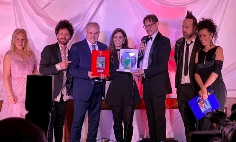 La vibonese Stella Sorrentino sul podio del Festival della canzone cristiana