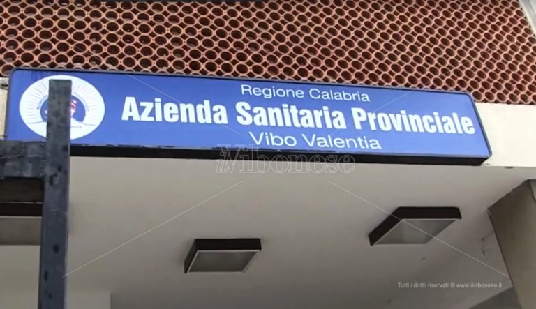 Sanità Vibo, il turn-over lascia gli uffici senza personale: l’Asp aumenta le ore di lavoro ai precari