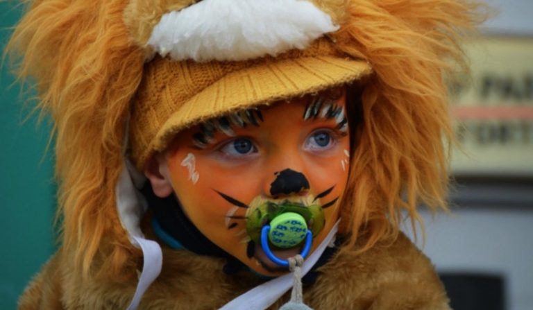 Carnevale, a Vibo il Pd lancia una raccolta di vestiti per bambini