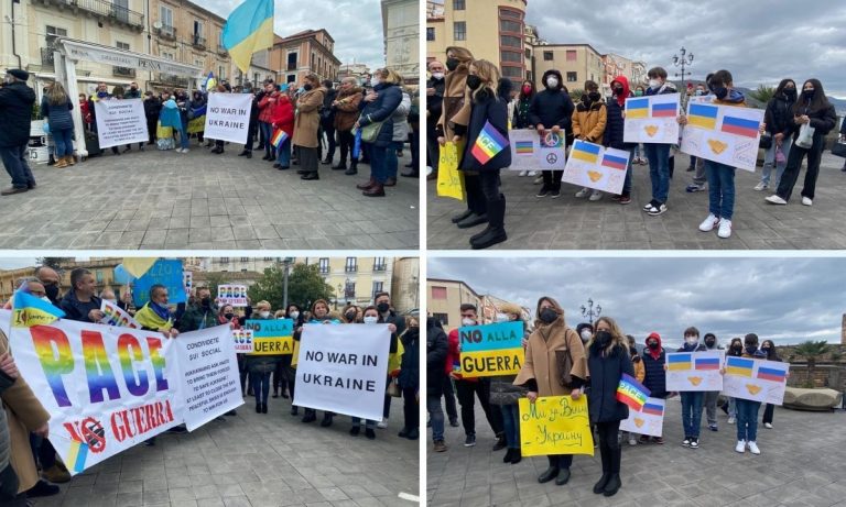 Pizzo al fianco dell’Ucraina, tutti in piazza per dire «No alla guerra»