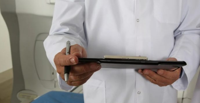 A Nardodipace sono senza il medico di famiglia: l’Azienda sanitaria provinciale si rivolge alla Regione