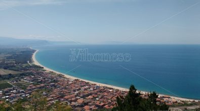 Nicotera, appuntamento con Plastic free per ripulire parte del lungomare
