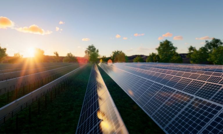 Dalla Regione fondi per le microimprese che installano impianti fotovoltaici