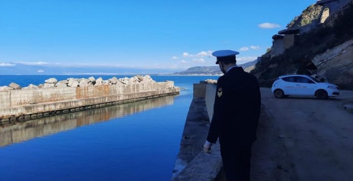 Fogna nel mare di Pizzo: la guardia costiera individua il responsabile