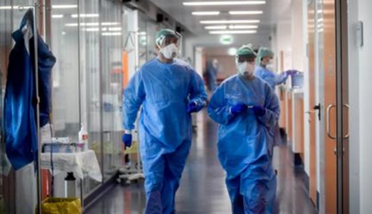 Medici e infermieri senza indennità Covid, nuovo decreto della Regione Calabria