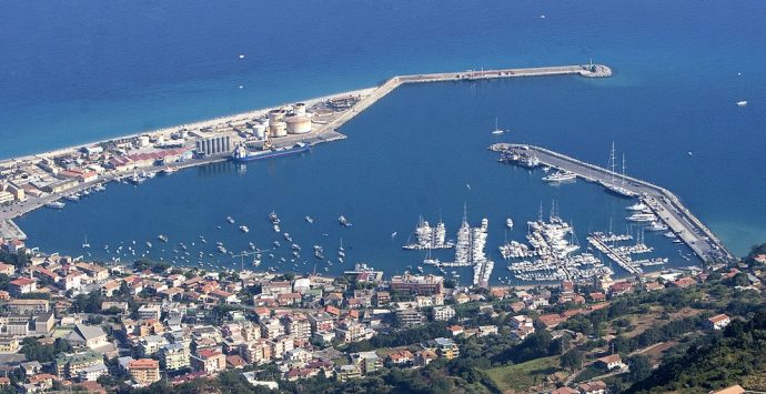 Porto di Vibo Marina, tasse d’ancoraggio ridotte per favorire la crescita dello scalo