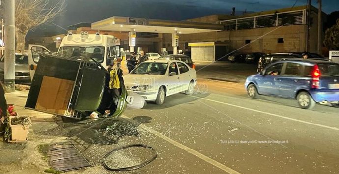 Incidente stradale a Pizzo, ferito il conducente di una moto ape